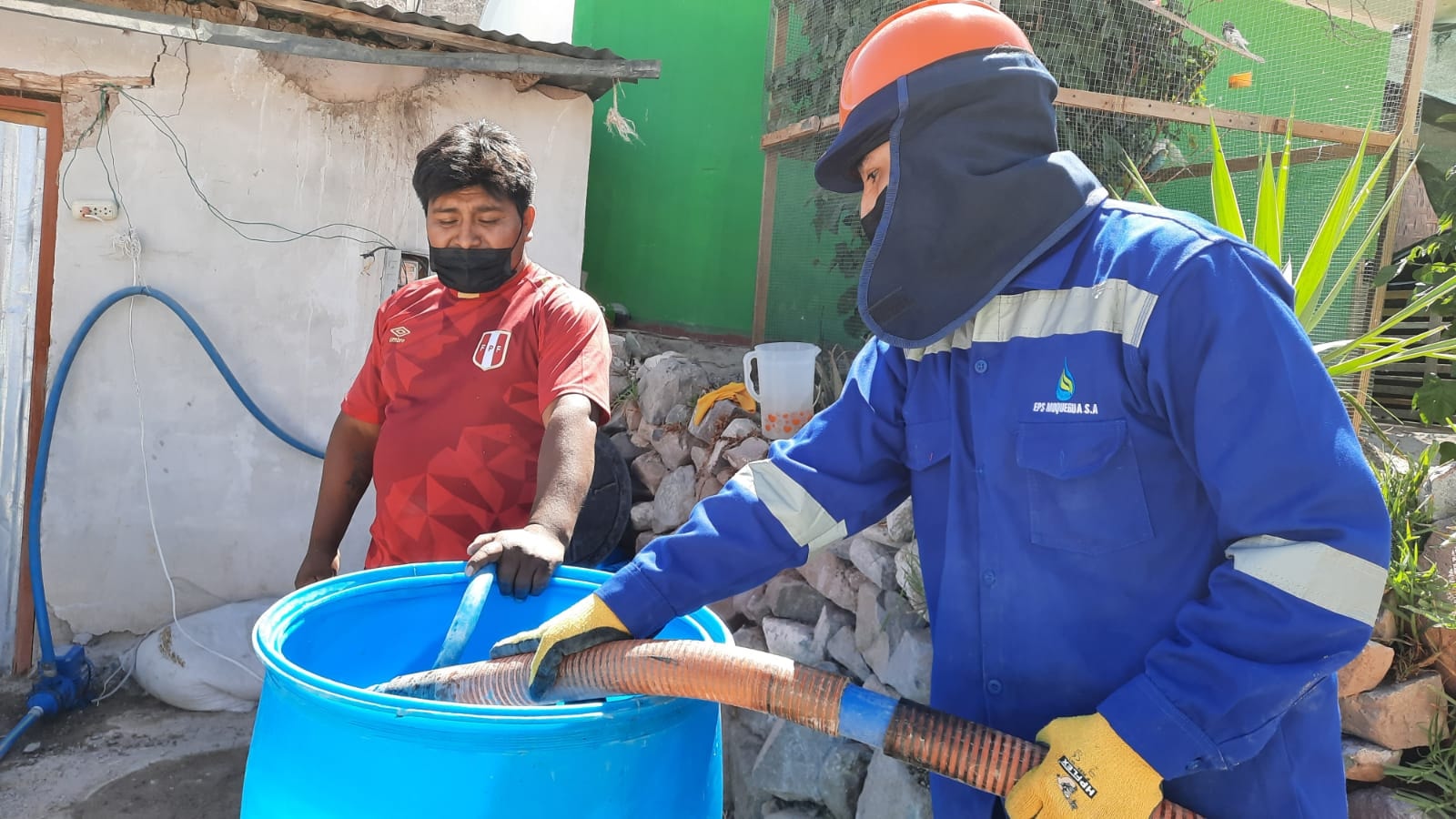 EPS Moquegua entregó agua potable sin costo a más de 4 mil 400 personas de San Antonio y Samegua